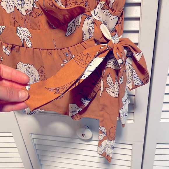 Top - Picture 4 of 4